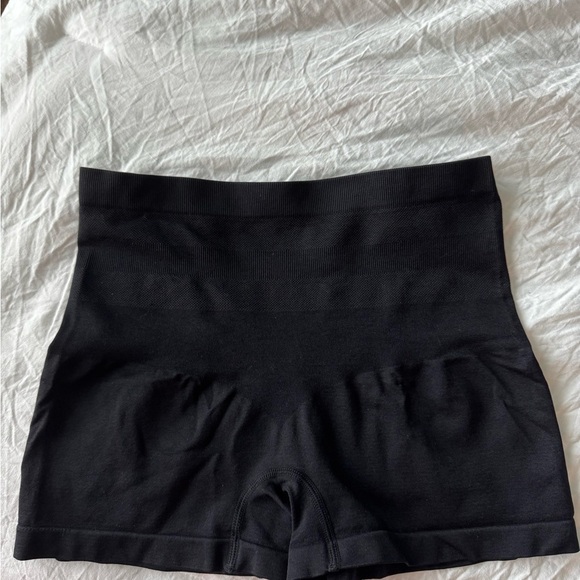 Skinnygirl Black Shapewear -Waisted Stretch - Picture 1 of 3